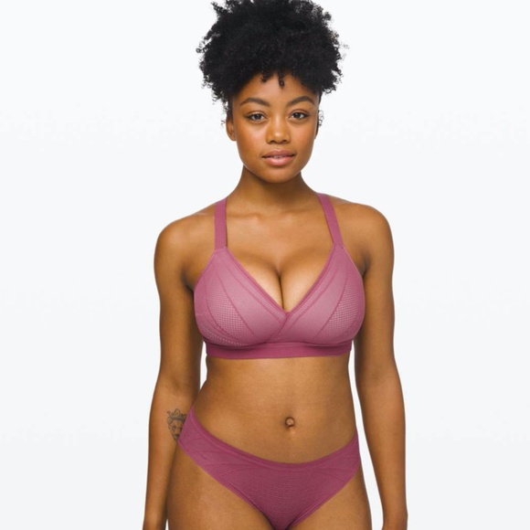 Lululemon Awake to Lace Bra Bralette Mesh V-Neck Feminine Mauve Pink Size 32D - Picture 1 of 10